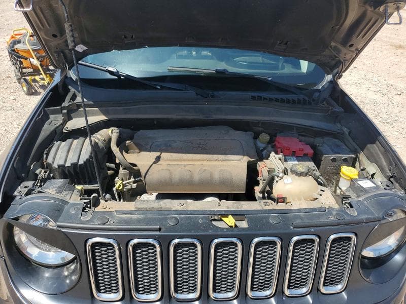 2018 JEEP RENEGADE 12