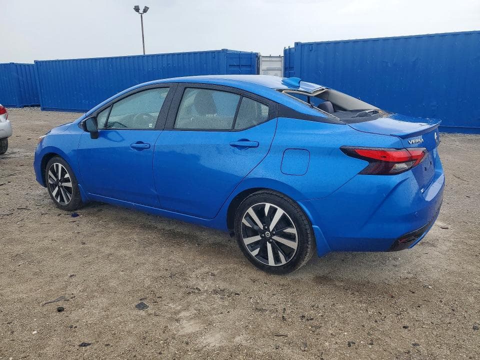 2021 NISSAN VERSA SR 2