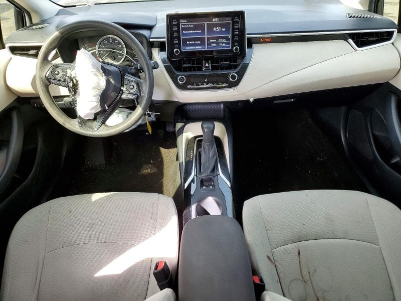 2020 TOYOTA COROLLA LE 8