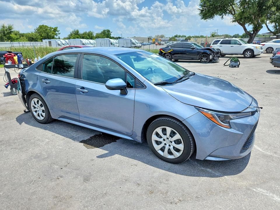 2022 TOYOTA COROLLA LE 4