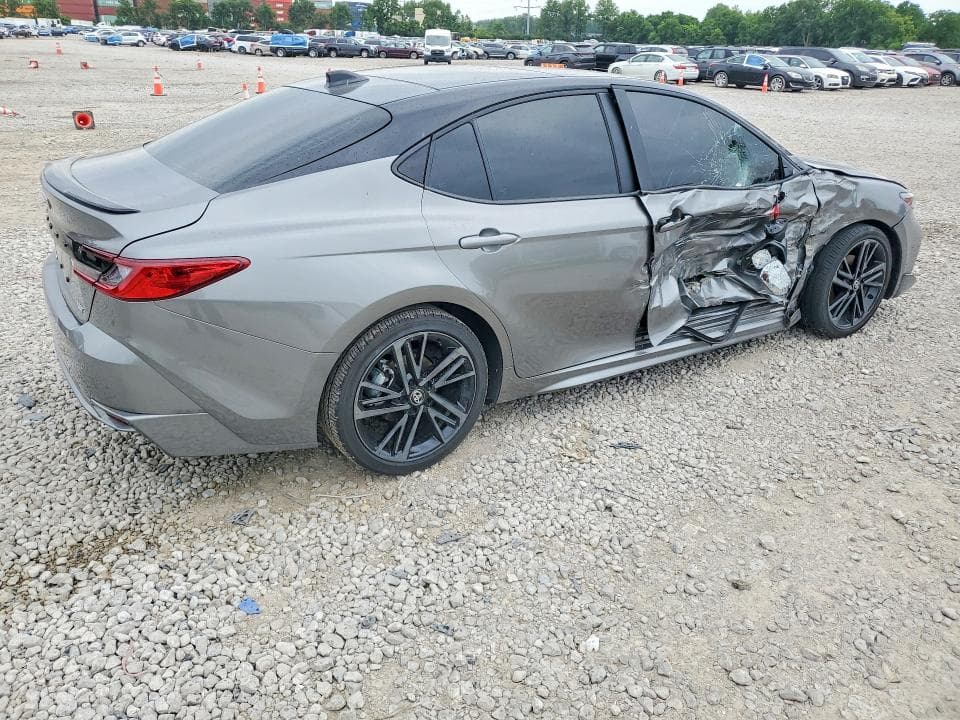 2026 TOYOTA CAMRY XSE 3