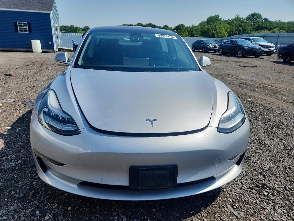 2018 TESLA MODEL 3 5