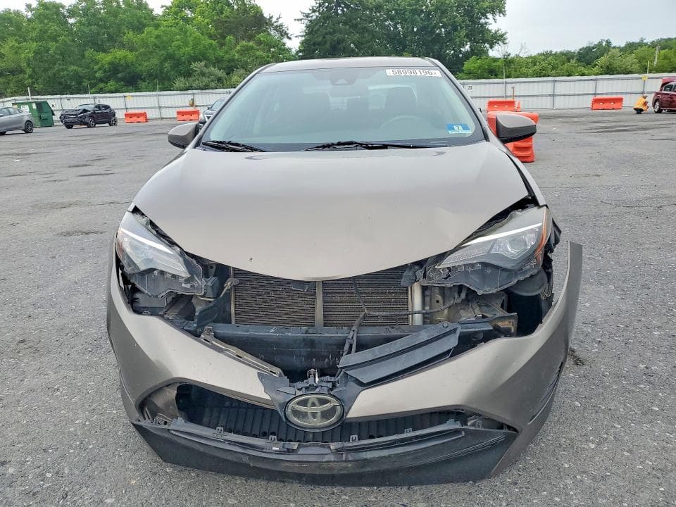 2017 TOYOTA COROLLA LE 5
