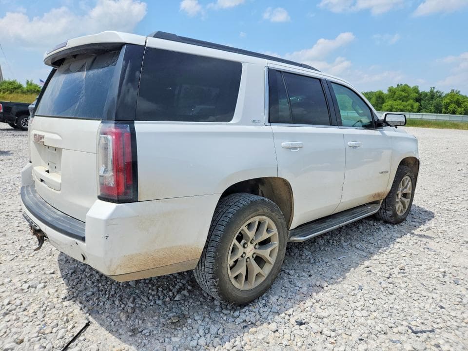 2018 GMC YUKON 3