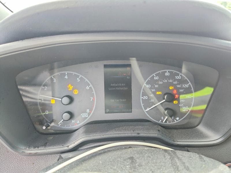 2025 TOYOTA COROLLA SE 9