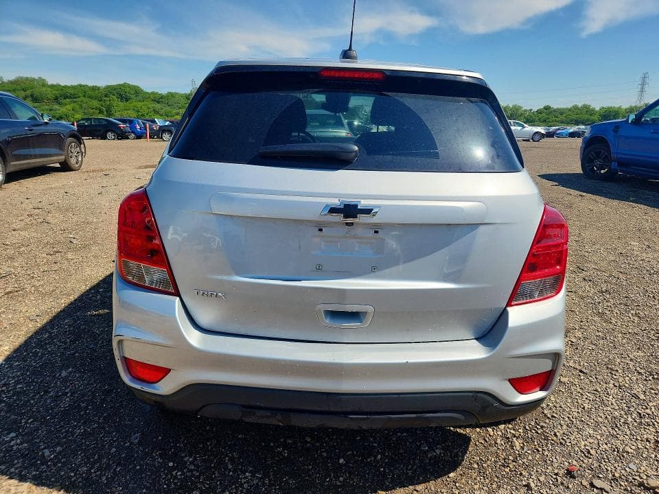 2020 CHEVROLET TRAX LS 6
