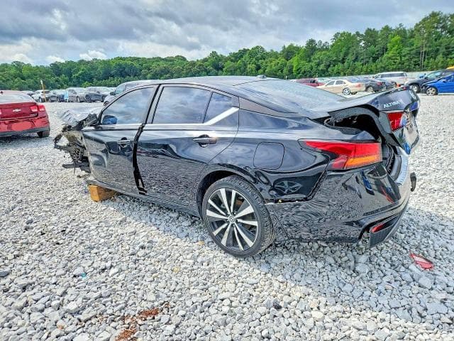 2021 NISSAN ALTIMA SR 2