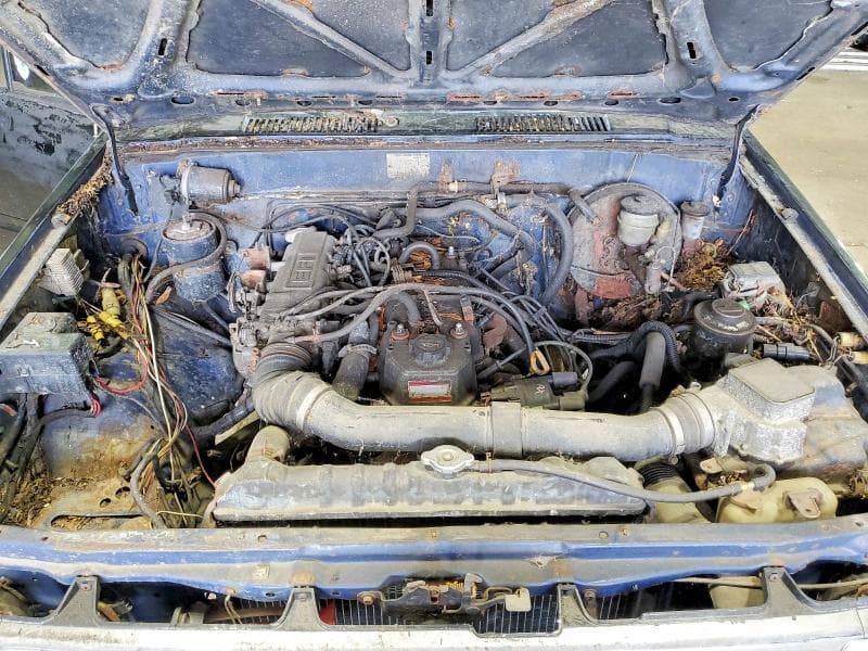 1986 TOYOTA 4RUNNER RN60 12