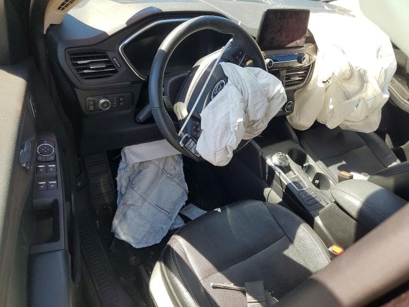 2020 FORD ESCAPE TITANIUM 8