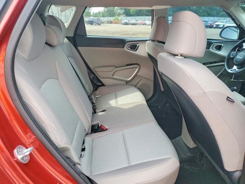 2022 KIA SOUL LX 10