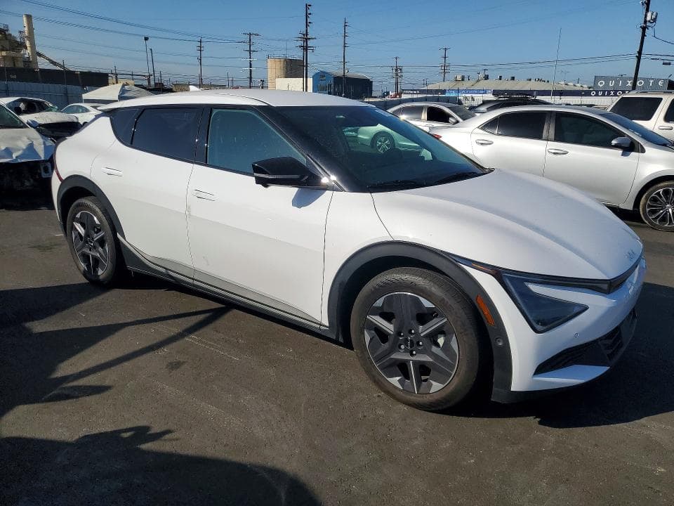 2025 KIA EV6 LIGHT LONG RANGE 4