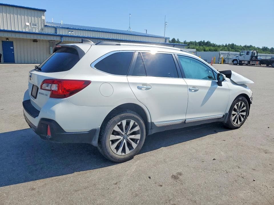 2018 SUBARU OUTBACK TOURING 3