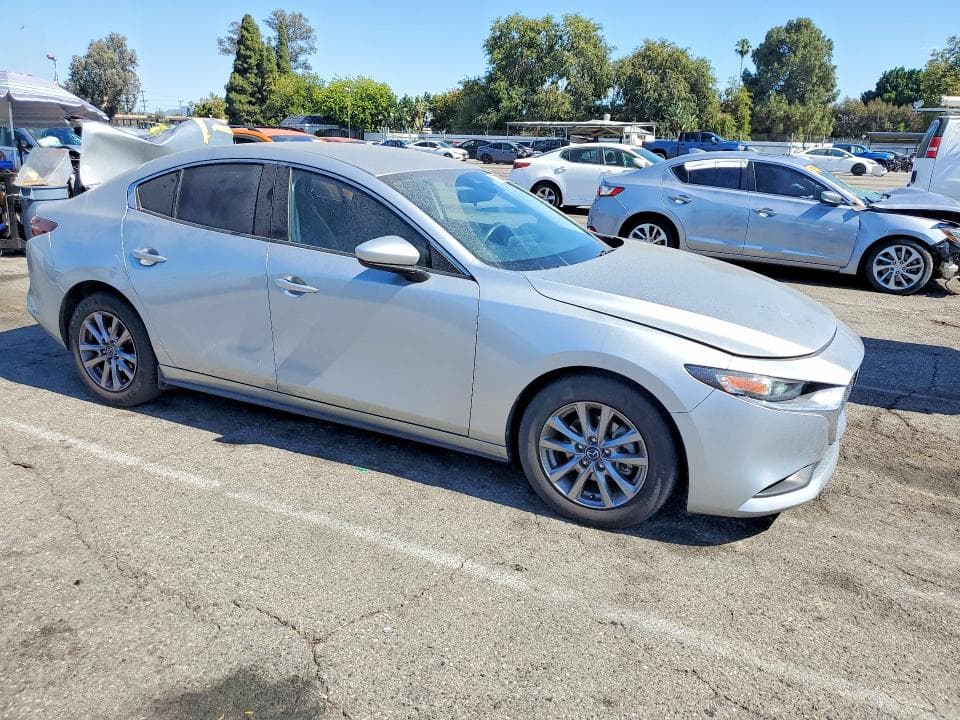 2020 MAZDA 3 4