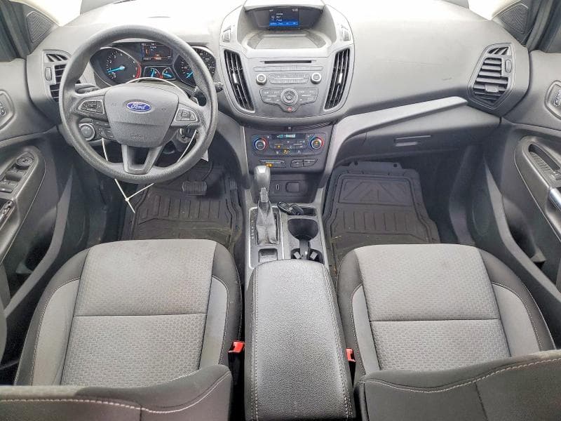 2017 FORD ESCAPE SE 8