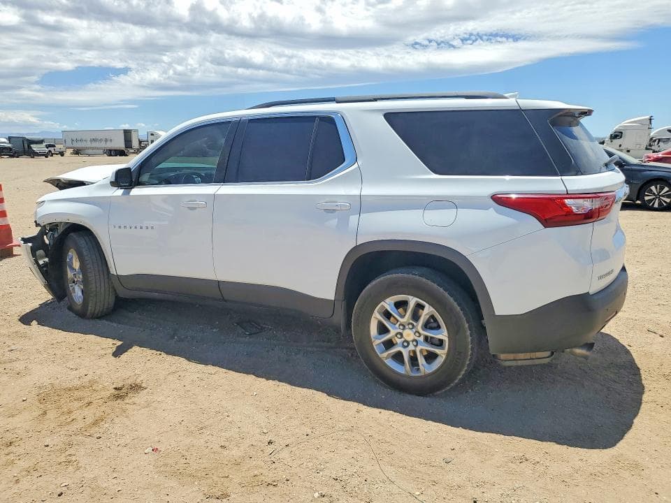 2021 CHEVROLET TRAVERSE LT 2