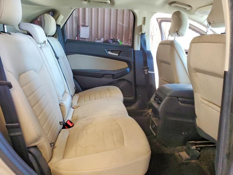 2018 FORD EDGE SE 11