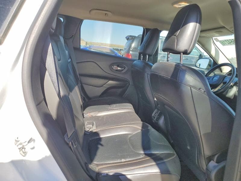2017 JEEP CHEROKEE LIMITED 10