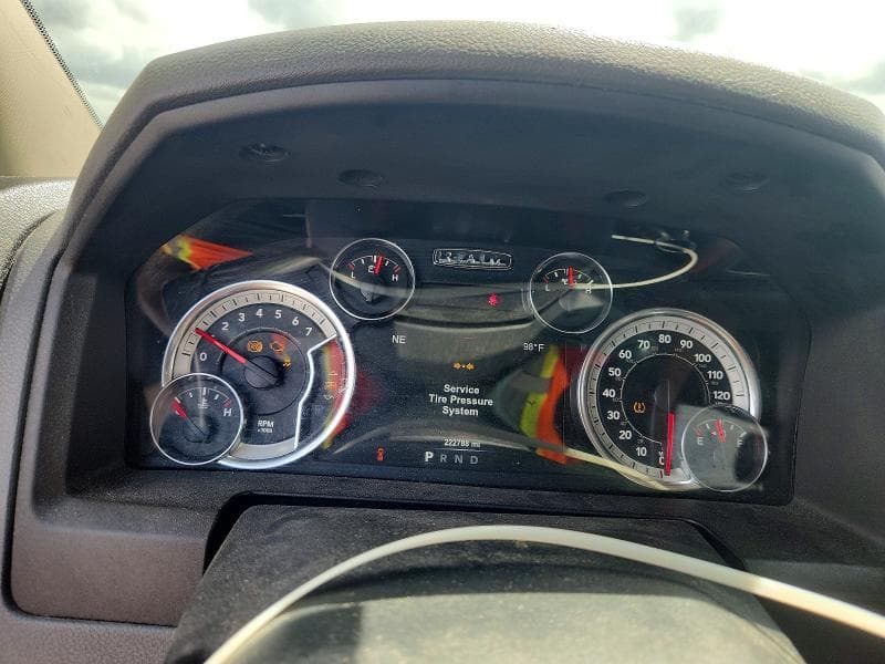 2018 RAM 1500 SLT 9