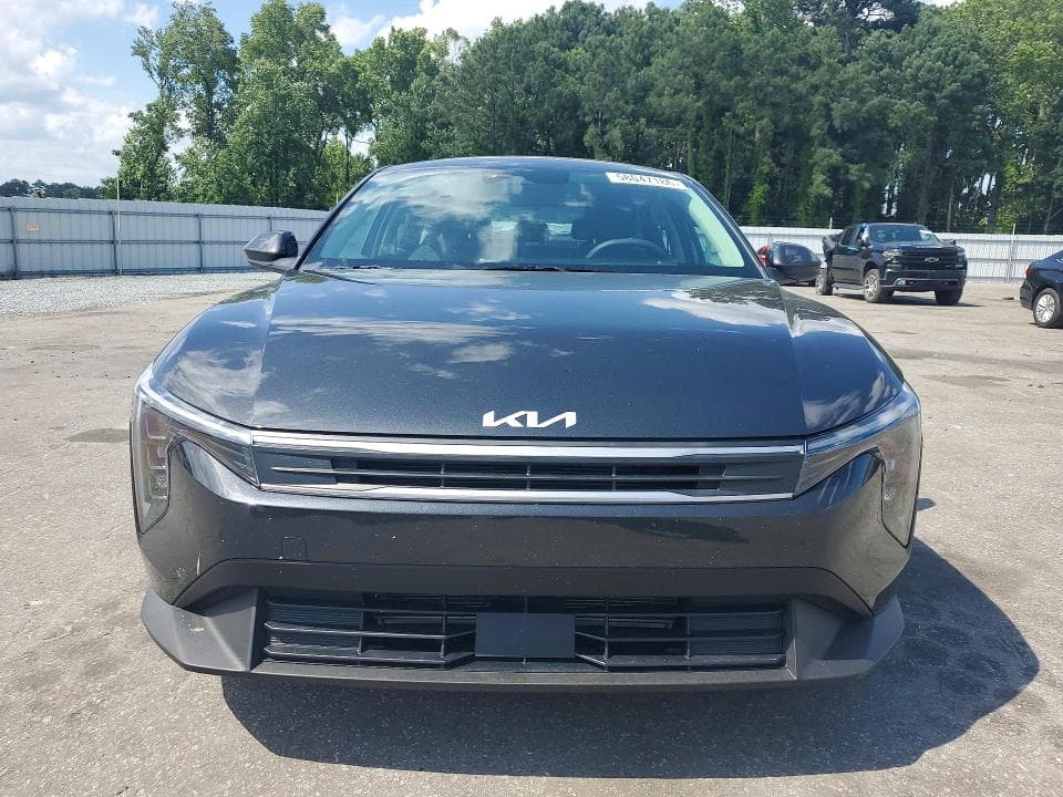 2025 KIA K4 5
