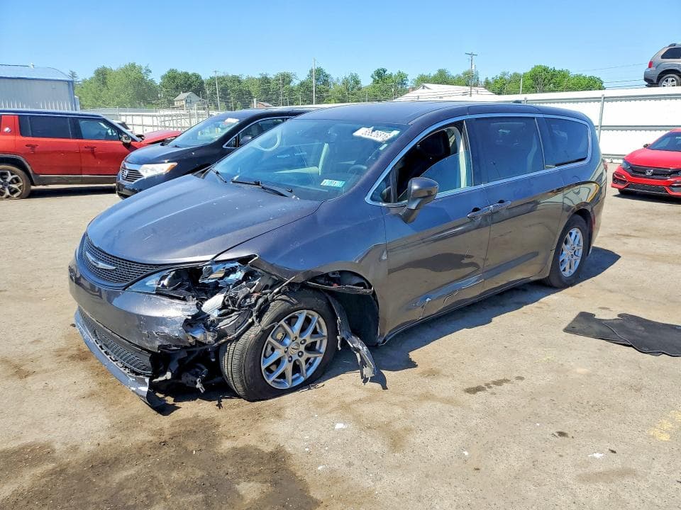 2023 CHRYSLER VOYAGER LX