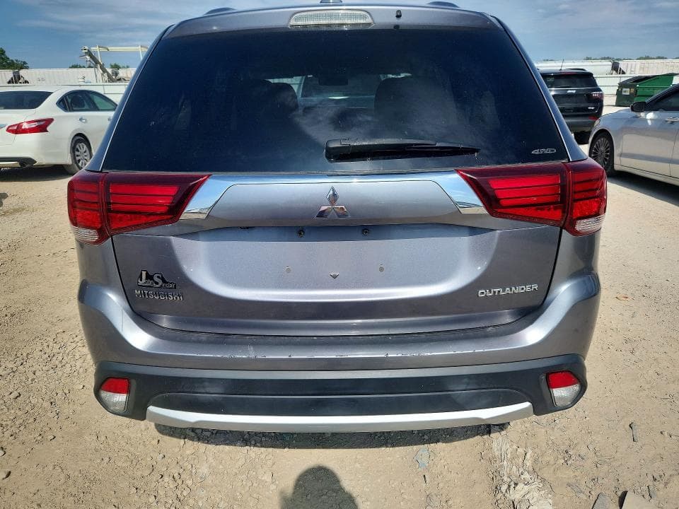 2018 MITSUBISHI OUTLANDER SE 6