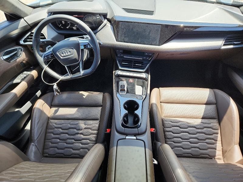 2024 AUDI E-TRON GT PRESTIGE 8