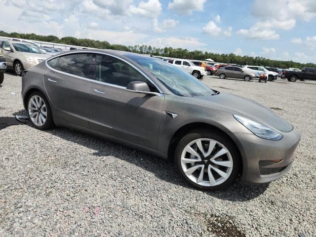 2018 TESLA MODEL 3 4