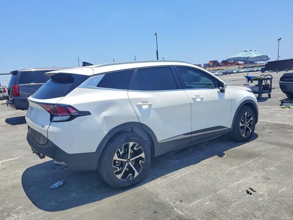 2025 KIA SPORTAGE EX 3
