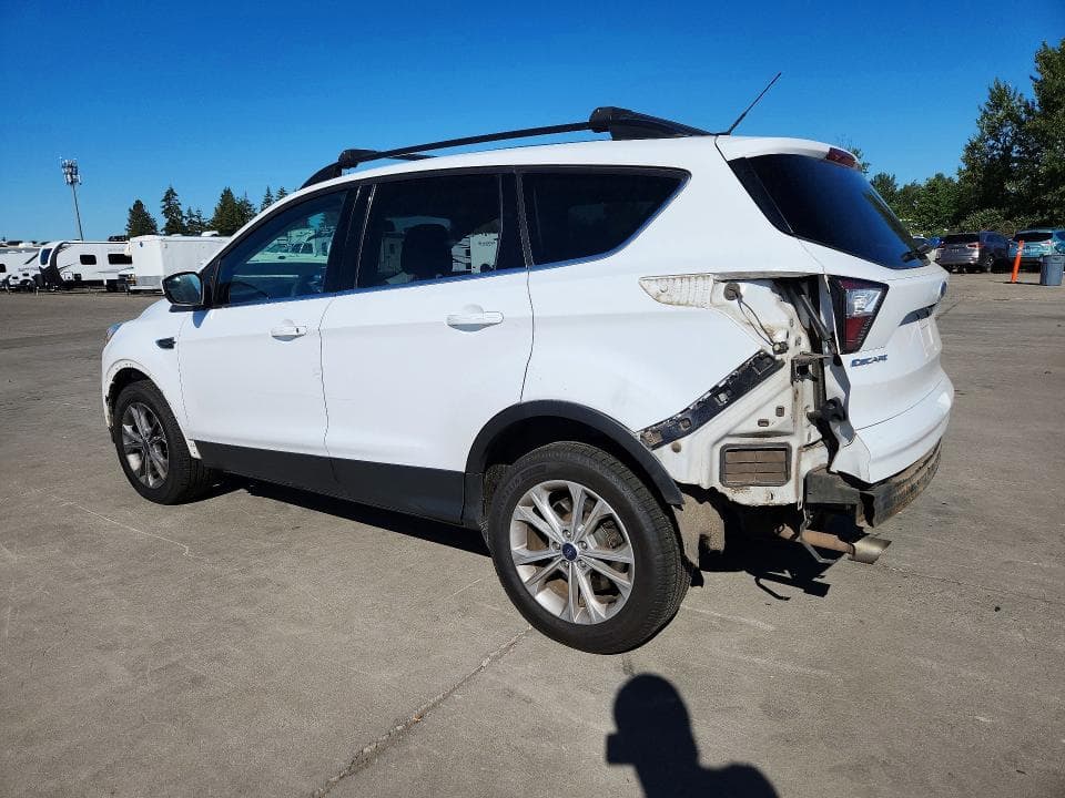 2017 FORD ESCAPE SE 2