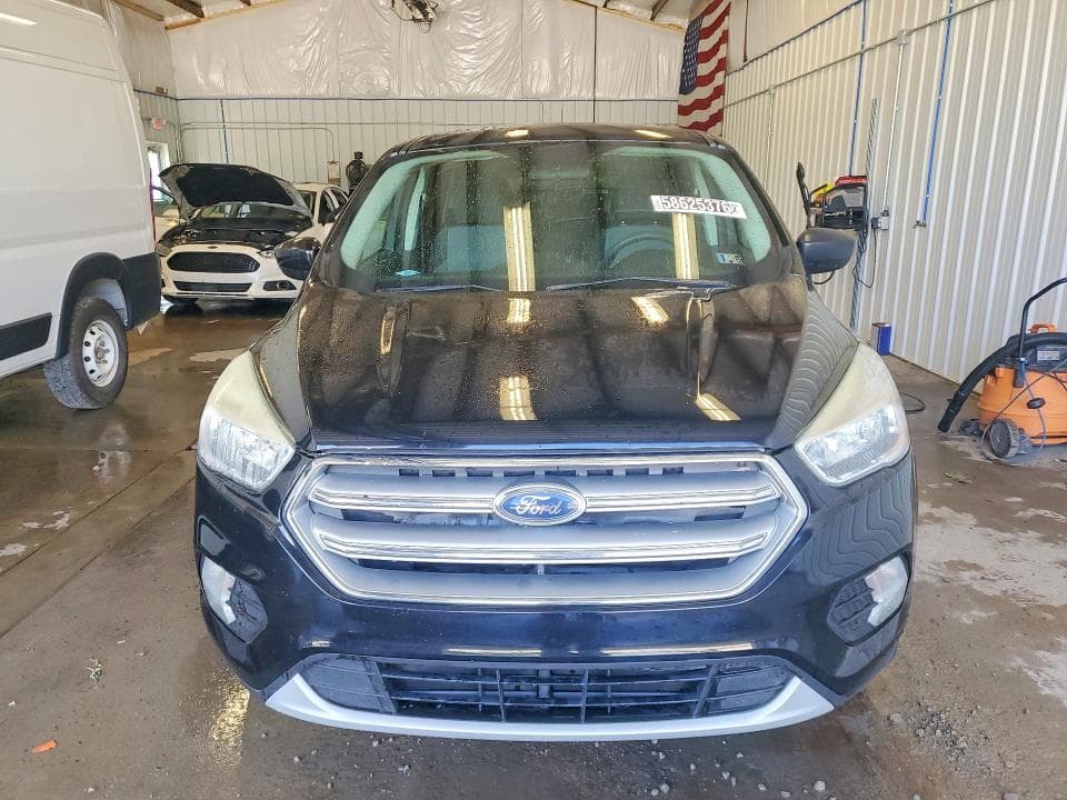 2017 FORD ESCAPE SE 5