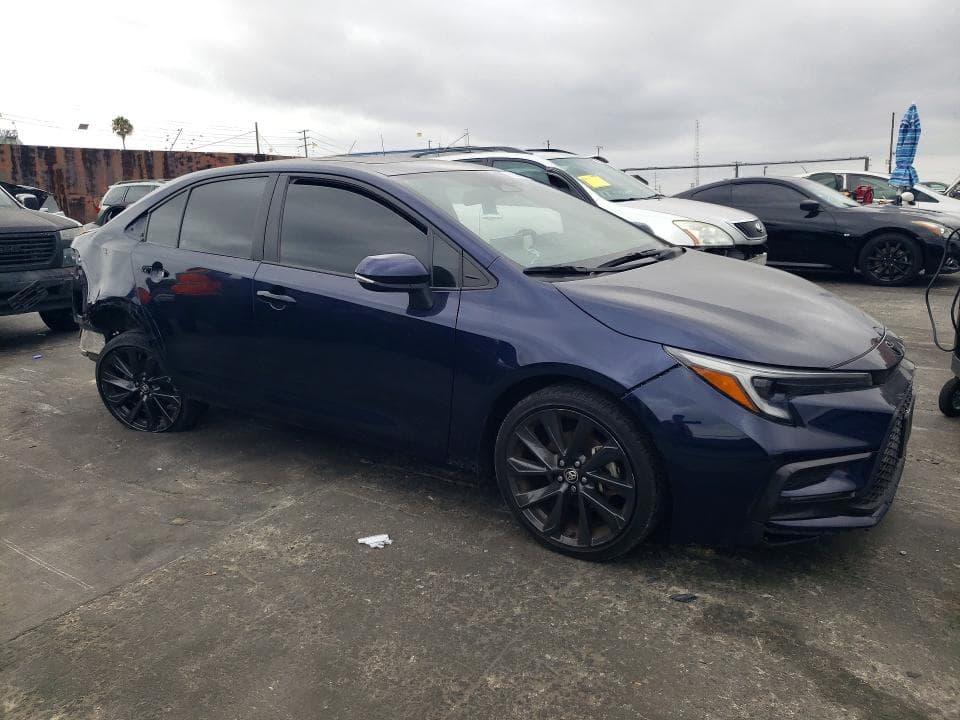 2023 TOYOTA COROLLA SE 4