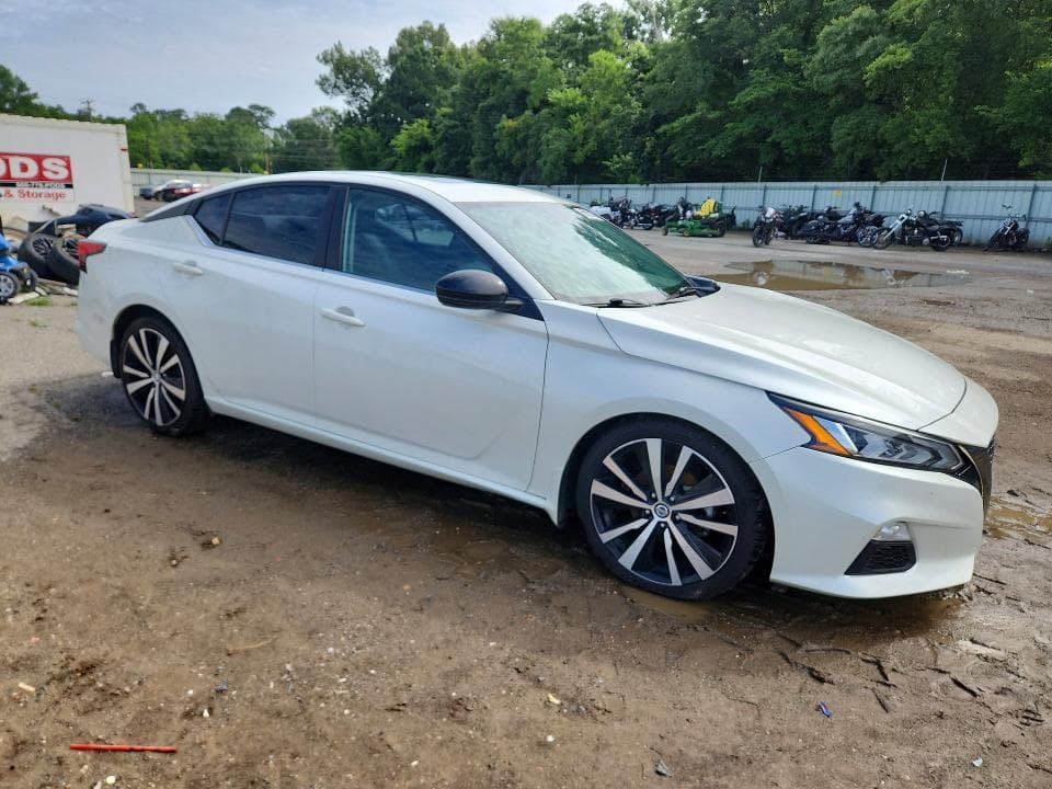 2019 NISSAN ALTIMA SR 4