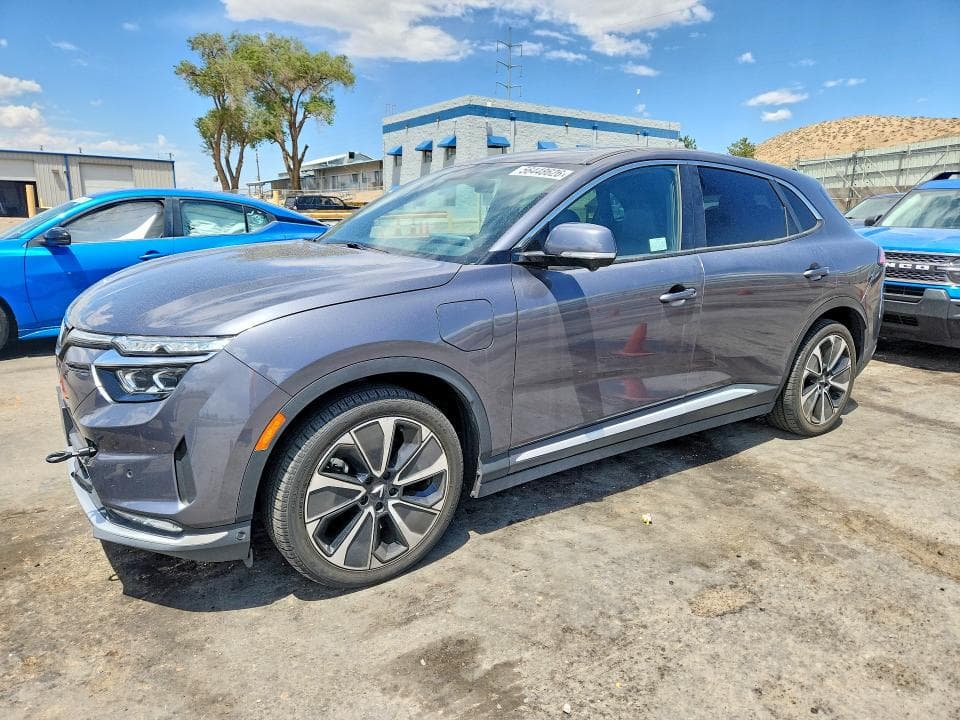 2024 VINFAST TRADING AND PRODUCTION VF 8 PLUS - 1