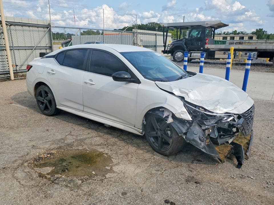 2024 NISSAN SENTRA SR 4