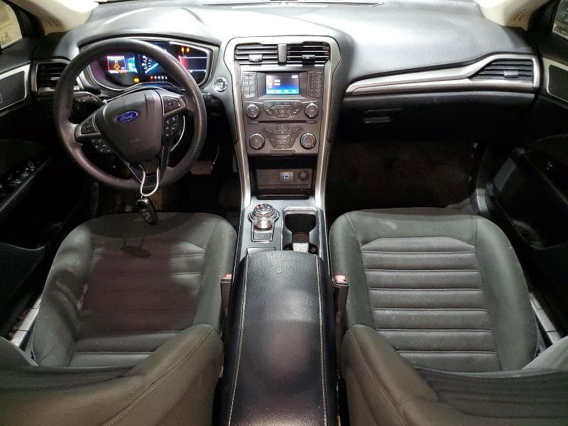 2017 FORD FUSION SE 8