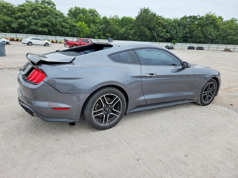2022 FORD MUSTANG 3