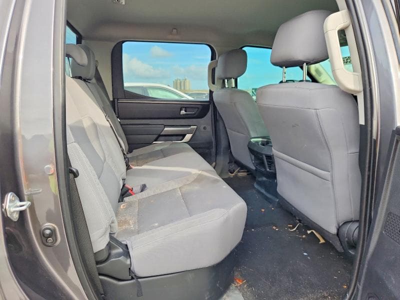 2023 TOYOTA TUNDRA SR5 10