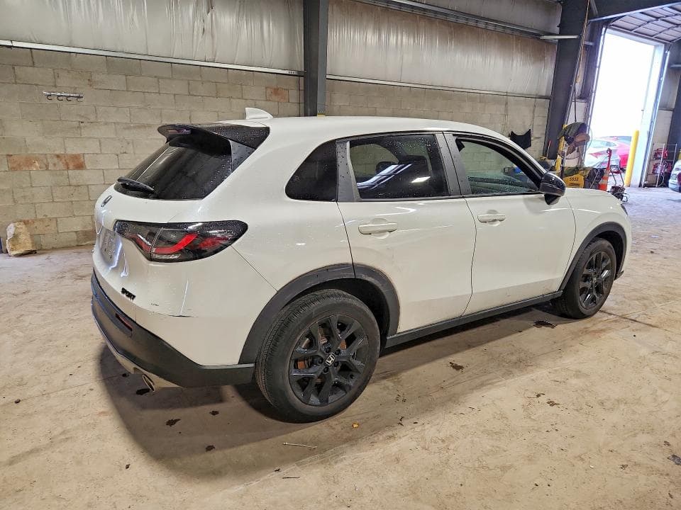 2025 HONDA HR-V SPORT 3