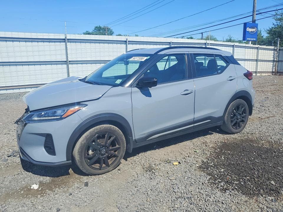 2023 NISSAN KICKS SR