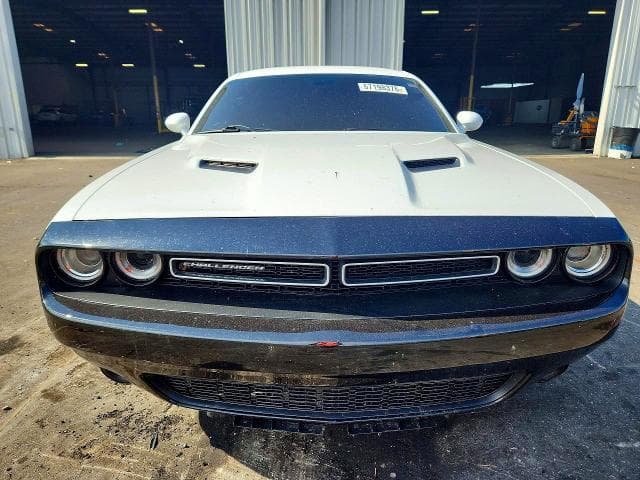 2020 DODGE CHALLENGER SXT 5