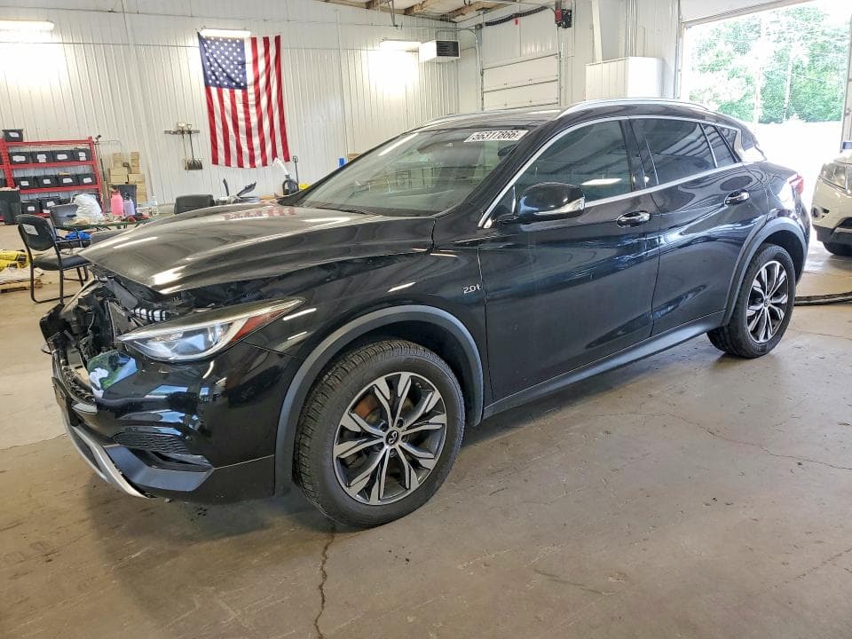 2017 INFINITI QX30 PREMIUM