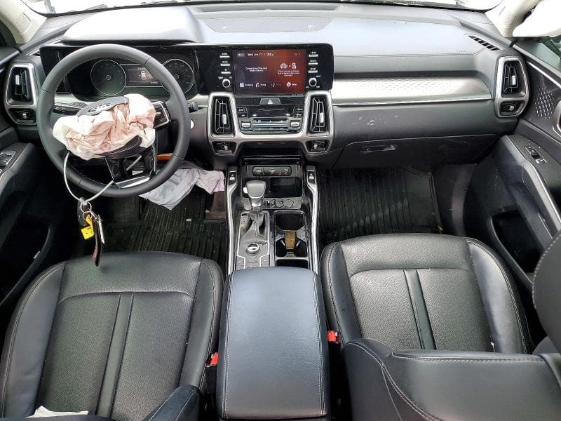 2021 KIA SORENTO S 8