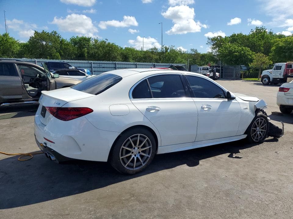 2023 MERCEDES-BENZ C 43 AMG 3