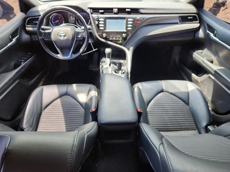 2019 TOYOTA CAMRY SE 8