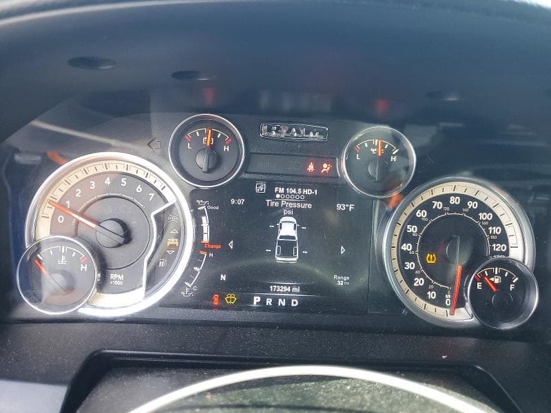 2017 RAM 1500 LARAMIE 9