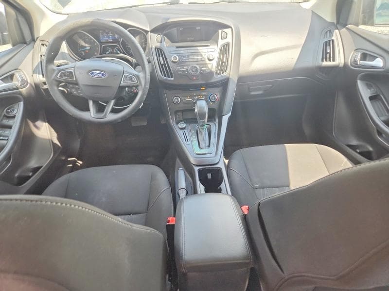2017 FORD FOCUS SE 8