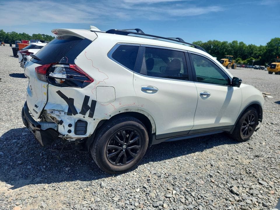 2018 NISSAN ROGUE SV 3