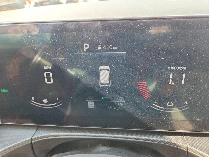 2024 HYUNDAI 4DR 9