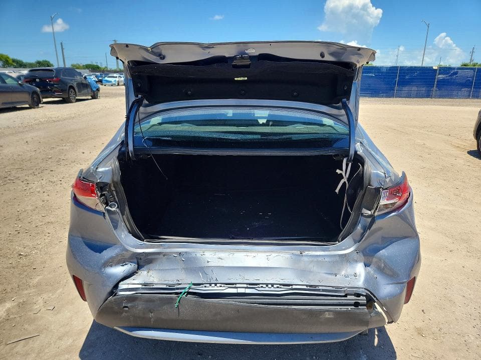 2020 TOYOTA COROLLA LE 6