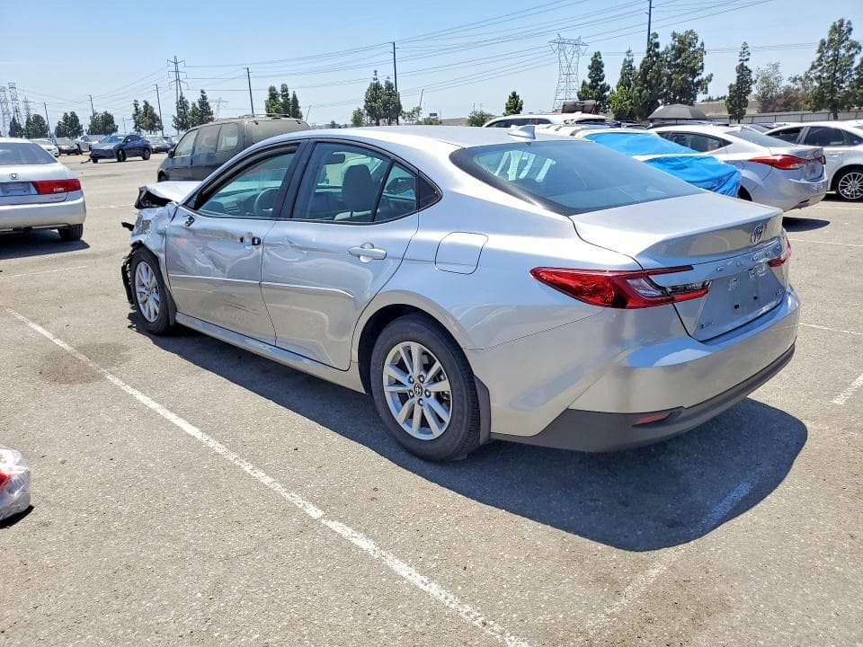 2026 TOYOTA CAMRY LE 2
